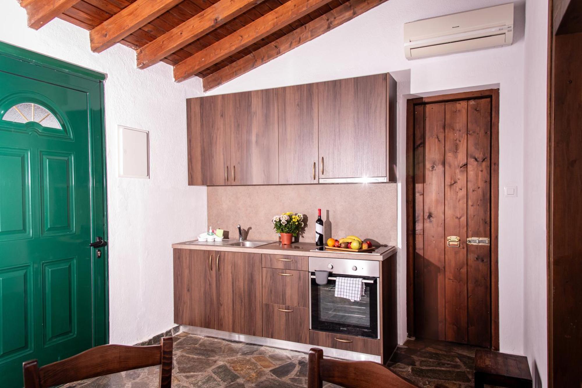 Agrilia Koromili Retreat Apartment Paralia Livadostratas Exterior photo